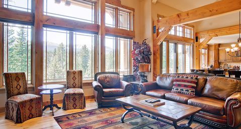 Crescentwood Residence