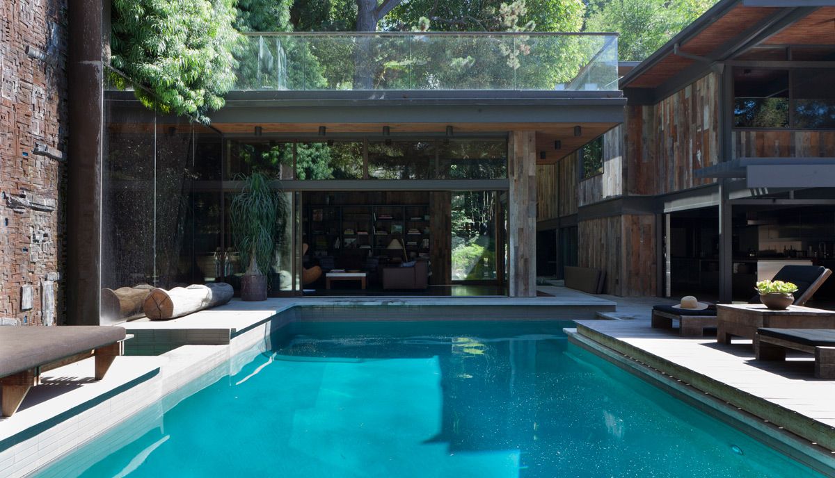 Buff and Hensman House