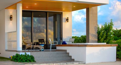 Tranquility - One Bedroom Condo + Sofabed