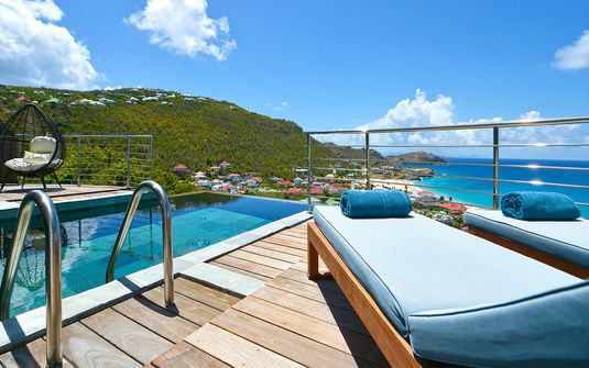 Flamands Bay