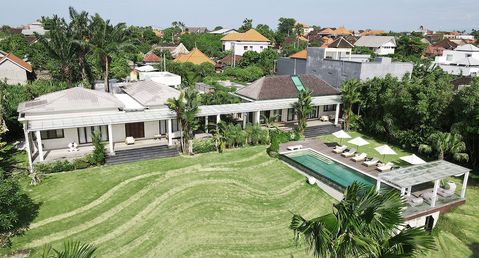 Pure Villa Canggu