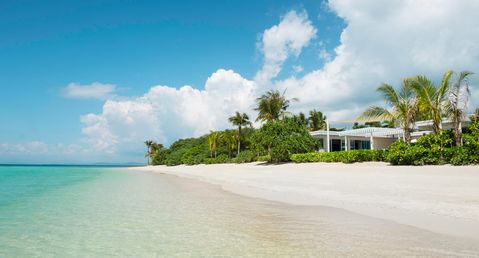 Banwa Private Island