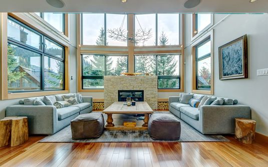 Snowmound Hideaway