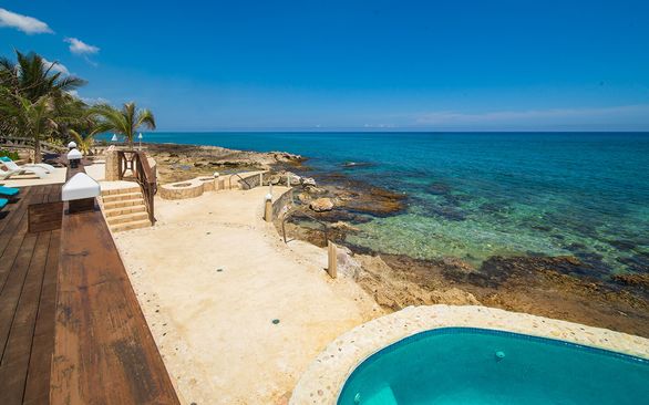 Aqua Bay - The Tryall Club