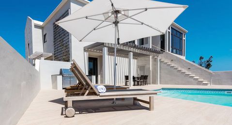 Three Bedroom Villa with Private Pool