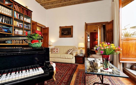 Colosseum Terrace Daphne