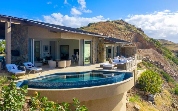 Oil Nut Bay - On the Wild Side Villa