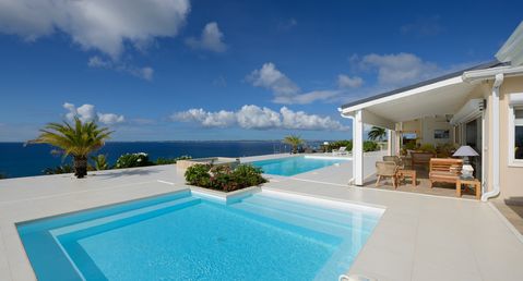 Villa Dreamin Blue