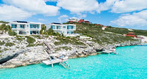 Wymara - Four Bedroom Acua Villa