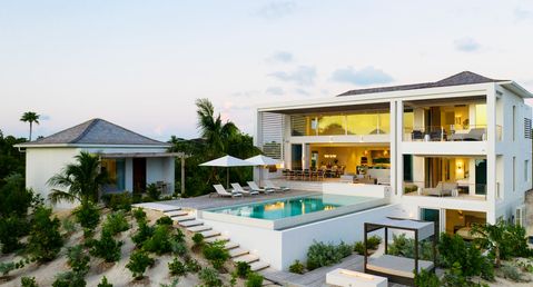 Beach Enclave Grace Bay - Six Bedroom Oceanview Villa