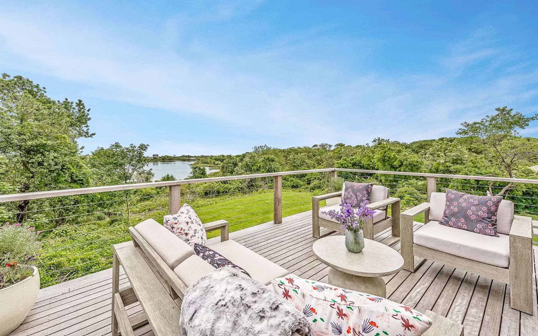 Why a Villa Beats a Hotel Room for Remote Work