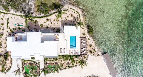 Villa Alexis