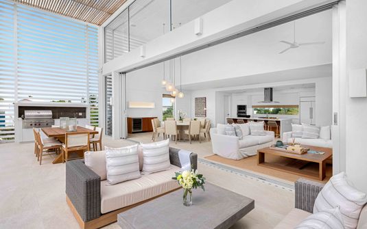 Beach Enclave Grace Bay - Four Bedroom Oceanview Villa