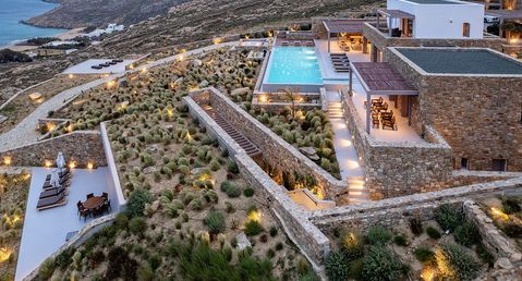 Villa Ariadne's Mitos