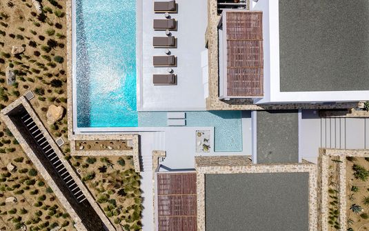 Villa Ariadne's Mitos