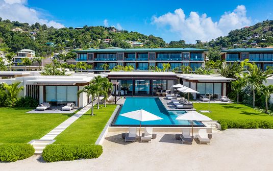 Silversands - Four Bedroom Beachfront Villa