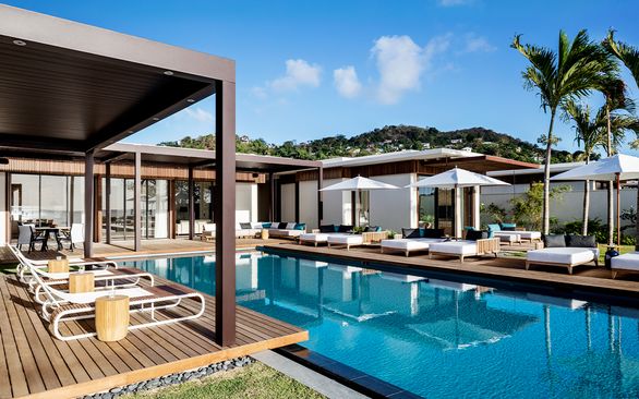 Silversands - Four Bedroom Beachfront Villa