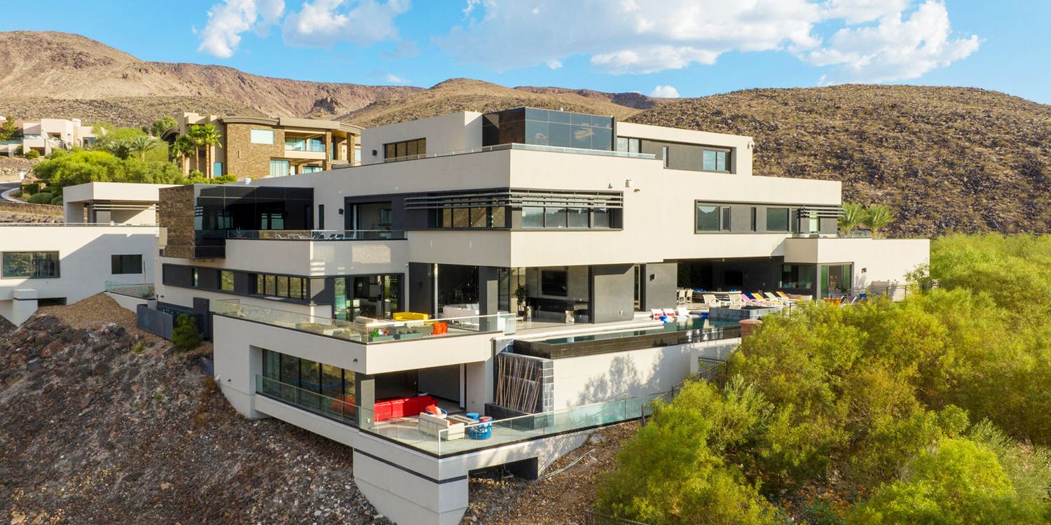 Majesty Mansion