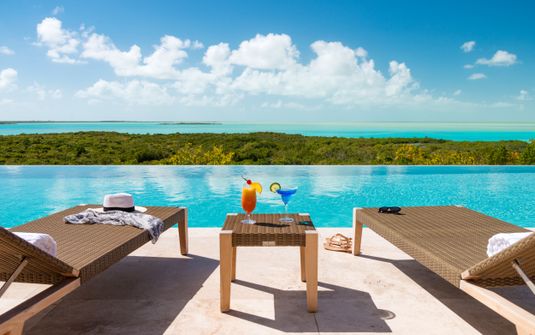 Sailrock - 3 Bedroom Beachfront Villa