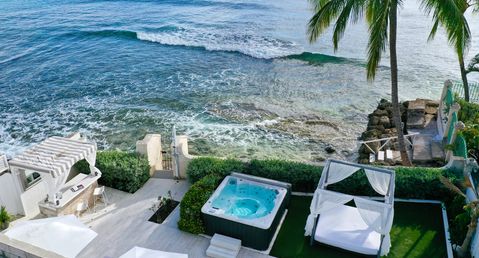 Solaris Beach House