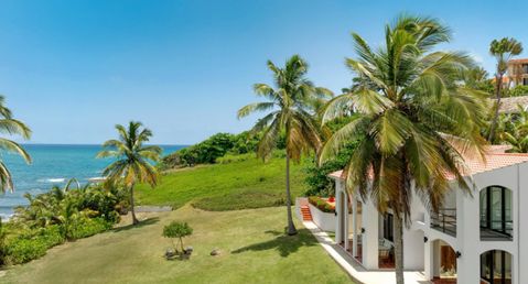 Villa Palmas