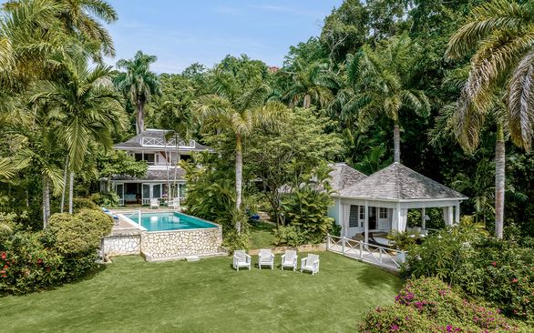 Round Hill - Four Bedroom Classic Villa