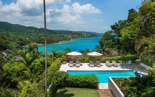 Round Hill - Three Bedroom Classic Villa