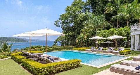 Round Hill - Six Bedroom Estate