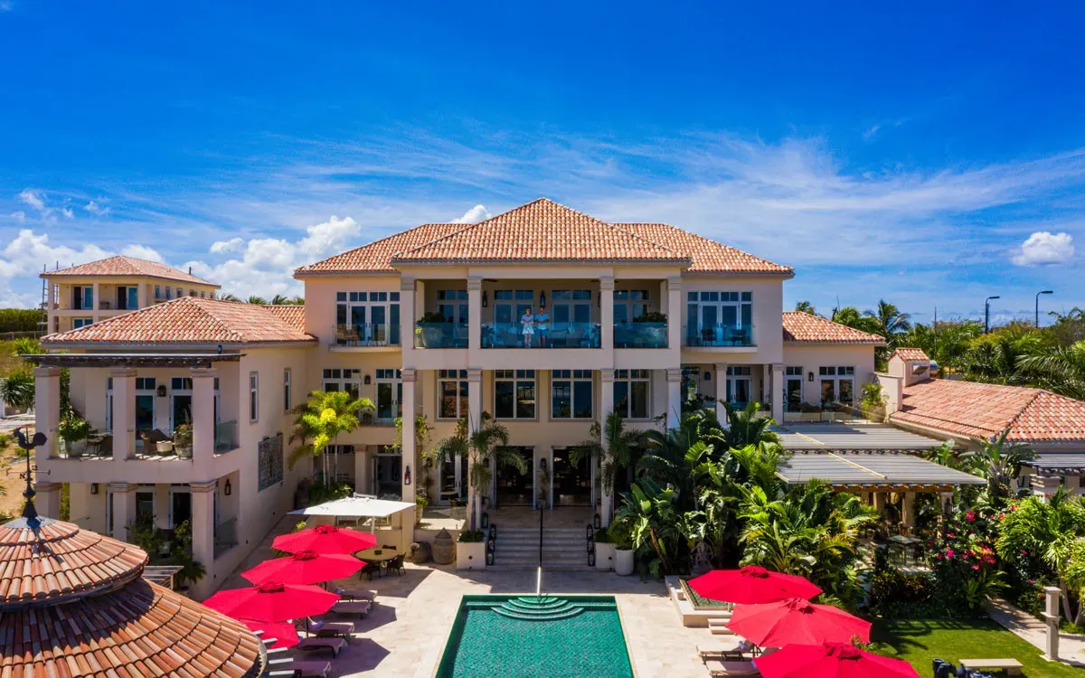 Quintessence Villa in Long Bay