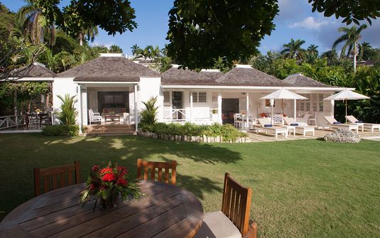 Round Hill - Two Bedroom Classic Villa