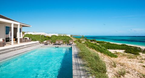 Sailrock - 4 Bedroom Beachfront Villa