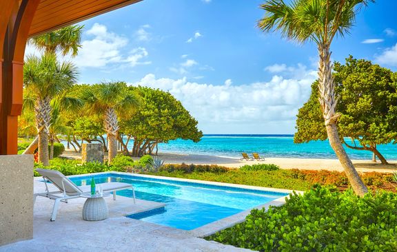 Oil Nut Bay - Cheemaun Beach Villa