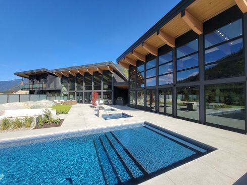 Wedge Mountain Lodge & Spa