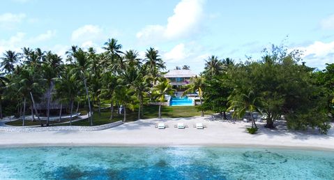 Noam Bora Bora