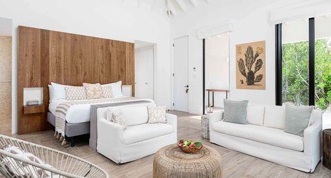 Ambergris Cay - Beachfront Bungalow