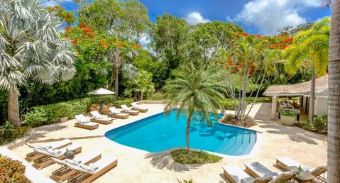 Bluff House & Cottage