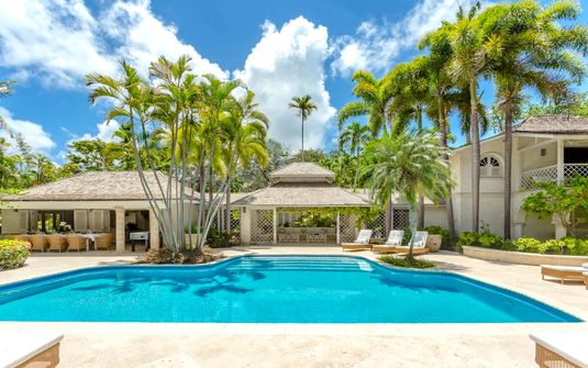 Bluff House & Cottage