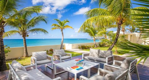 Villa Beach Secrets