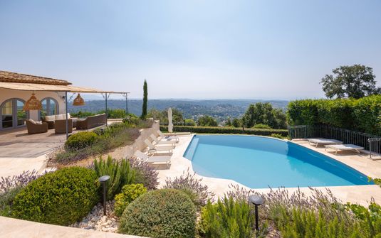 Villa Cecilia
