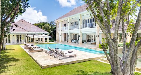 Royale Estate