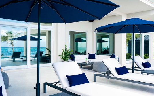 Black Urchin - The Grand Palm Residence