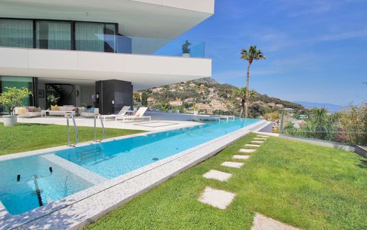 Villa Swann