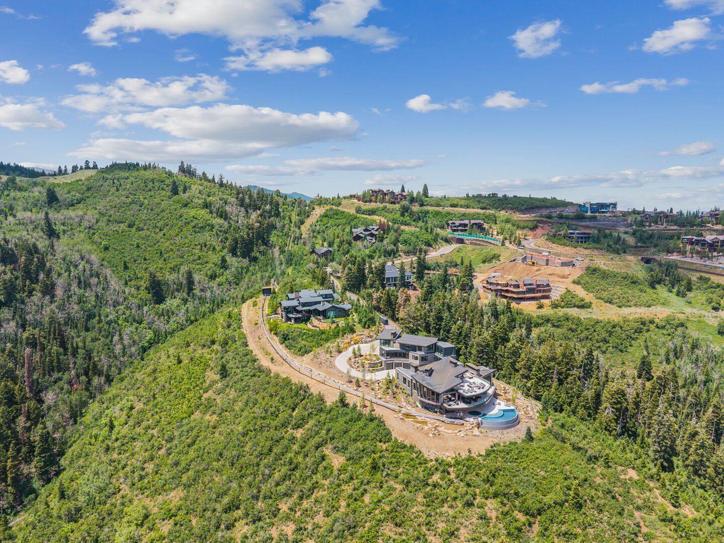 Skycrest Lodge