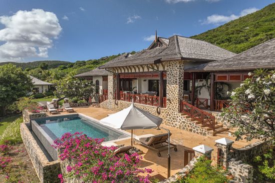 Beach House - Canouan