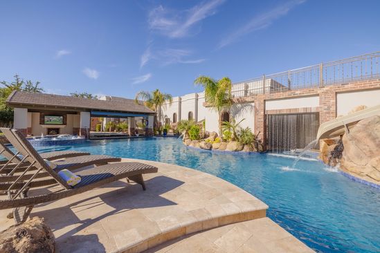 Grand Estate on Sunnyside