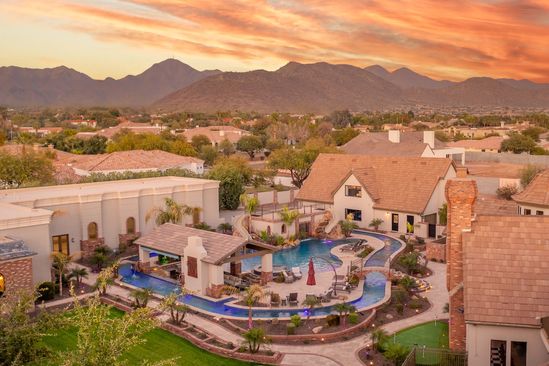 Grand Estate on Sunnyside