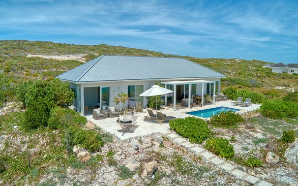 Sailrock - 3 Bedroom Oceanfront Conch Villa