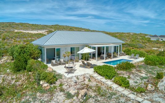 Sailrock - 3 Bedroom Oceanfront Conch Villa