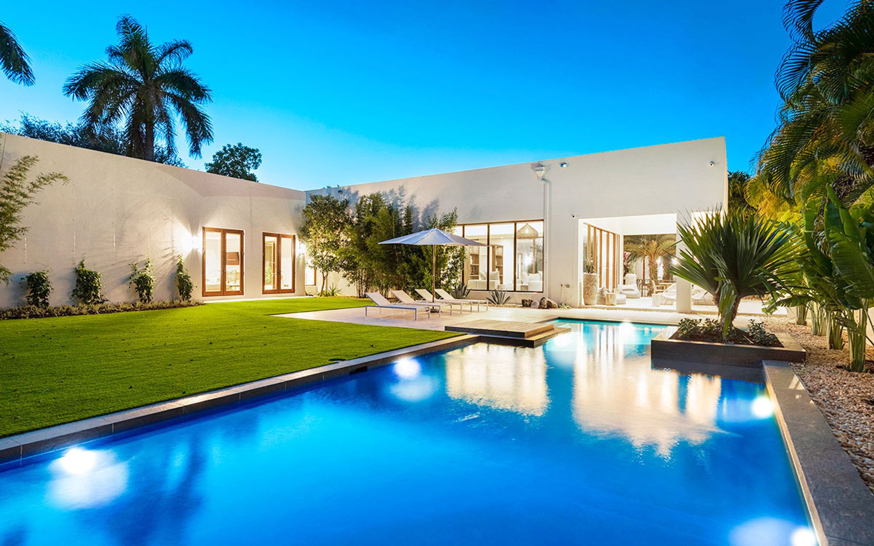 Ten Days to Two Weeks: When Miami Becomes a Residence