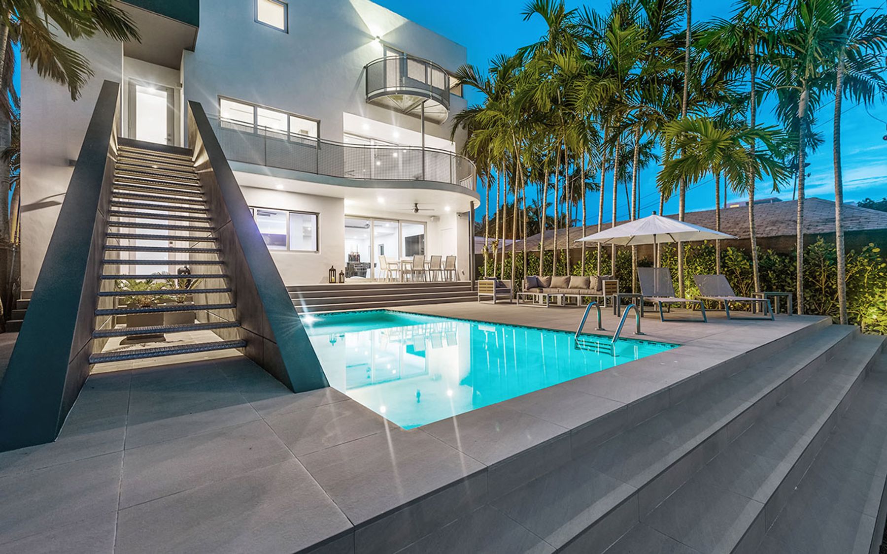 Two Villas Suited to a Golf-Focused Stay